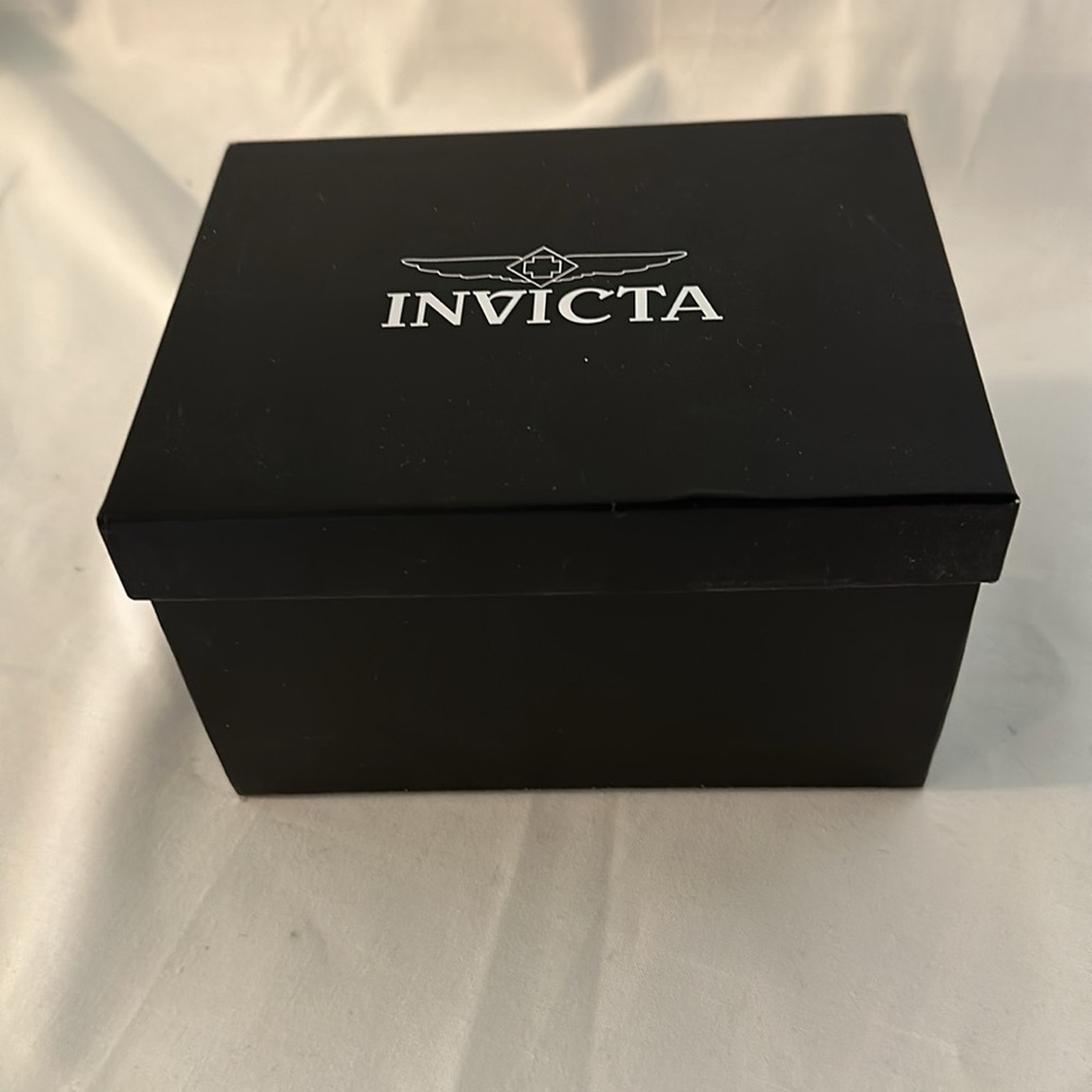 Invicta Limited Edition Mickey Mouse watch - Picture 11 of 11